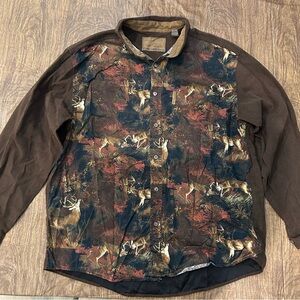 Legendary Whitetails Men's Brown and Forest Print Shirt Jacket